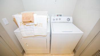 Oc Luxury Unit 1a-swd Anaheim